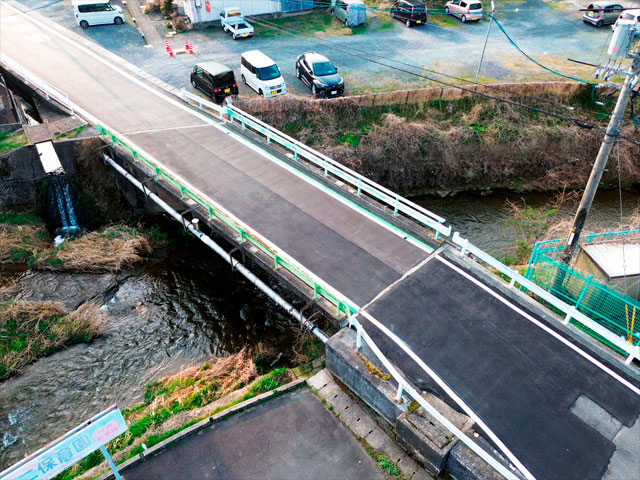 津山市橋面補修工事